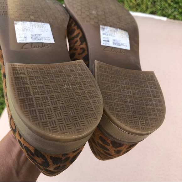 CLARKS TRISH STYLE WOMENS LEATHER SLIP-ON VENETIAN LOAFERS 7 - Picture 12 of 15